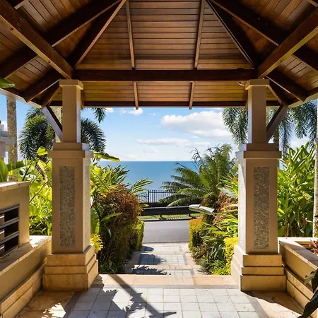 The Sub Penthouse At Santai Apartment Palm Cove Exterior photo