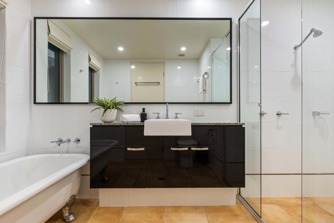 The Sub Penthouse At Santai Apartment *
