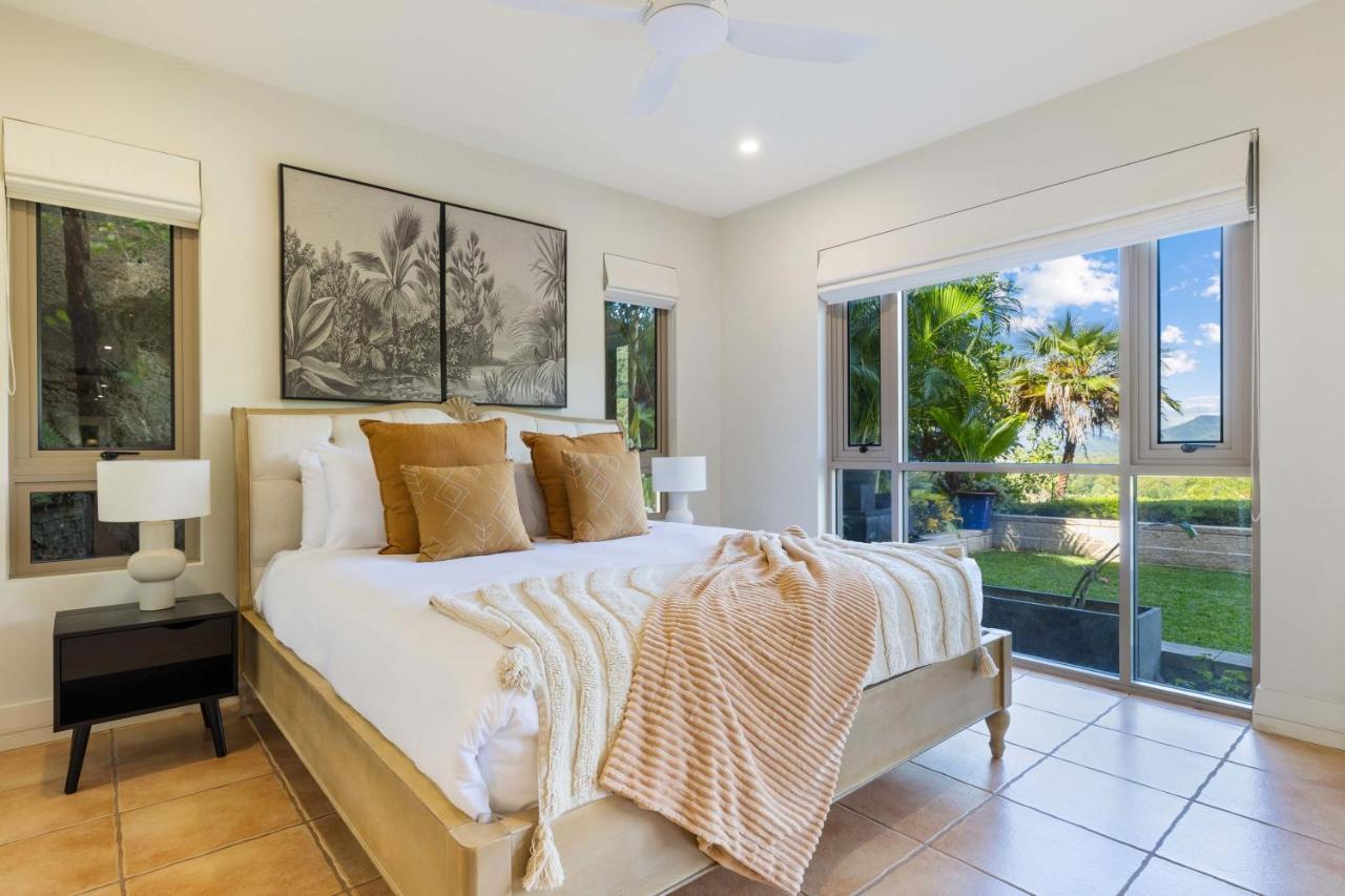 The Sub Penthouse At Santai * Palm Cove